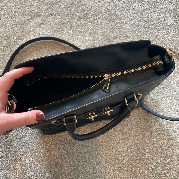 Coach Handbag - Picture 4 of 8